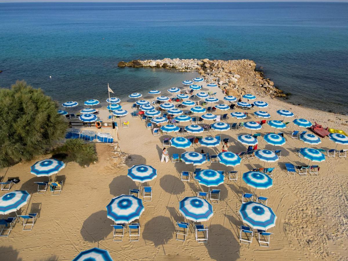 Villaggio Torre Ruffa Robinson Capo Vaticano Buitenkant foto