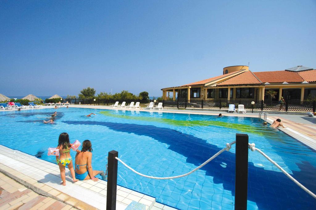 Villaggio Torre Ruffa Robinson Capo Vaticano Buitenkant foto