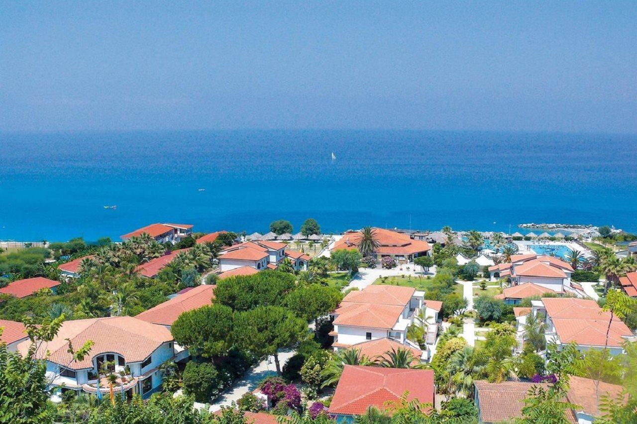 Villaggio Torre Ruffa Robinson Capo Vaticano Buitenkant foto
